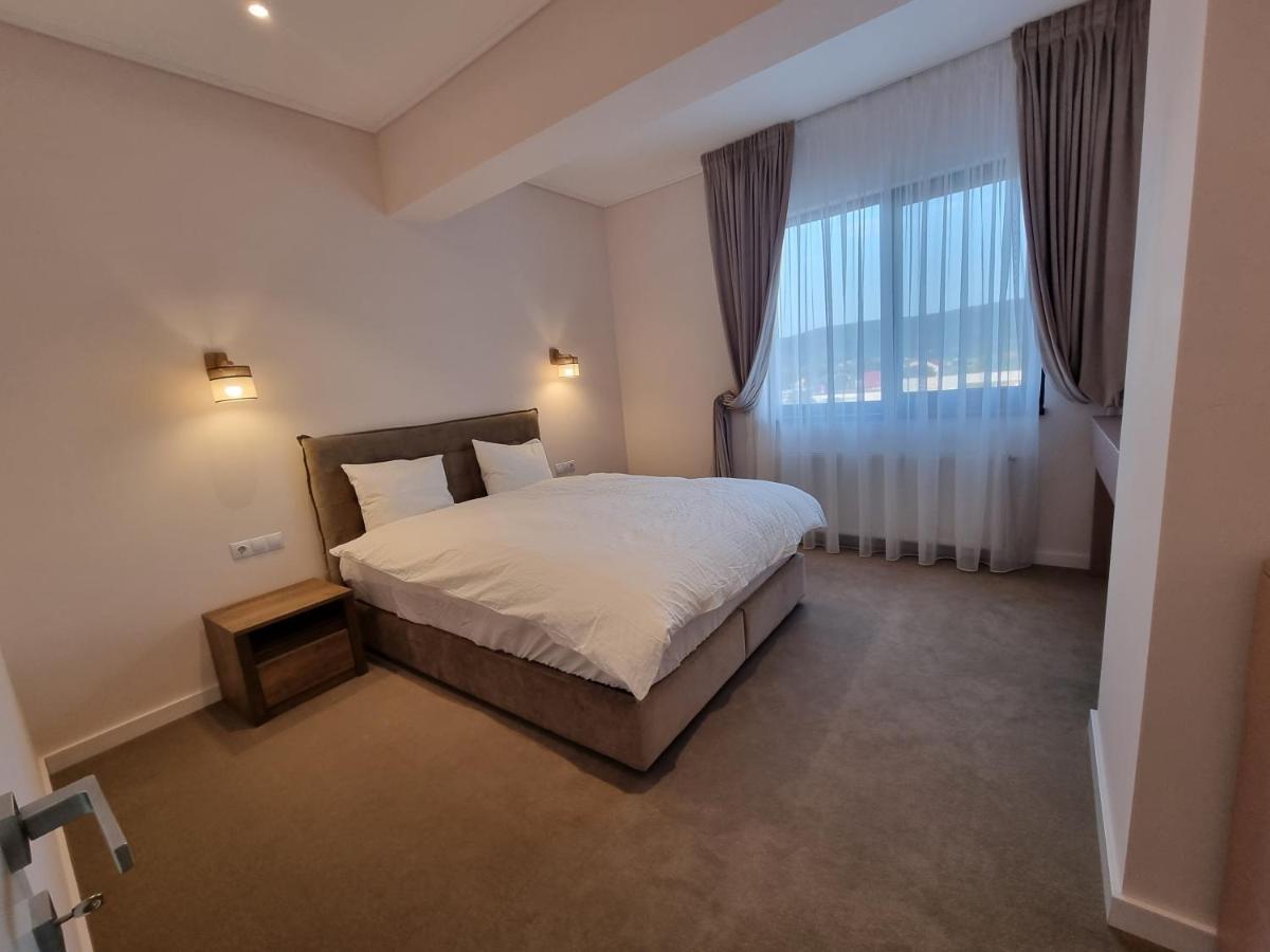 Apartament In Complex Rezidential Râmnicu Vâlcea 외부 사진